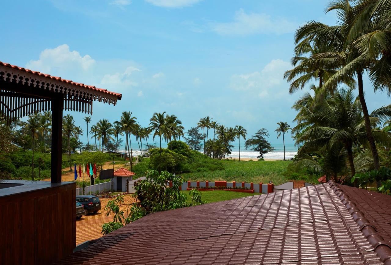 Sea Queen Beach Resort & Spa Colva Exterior photo