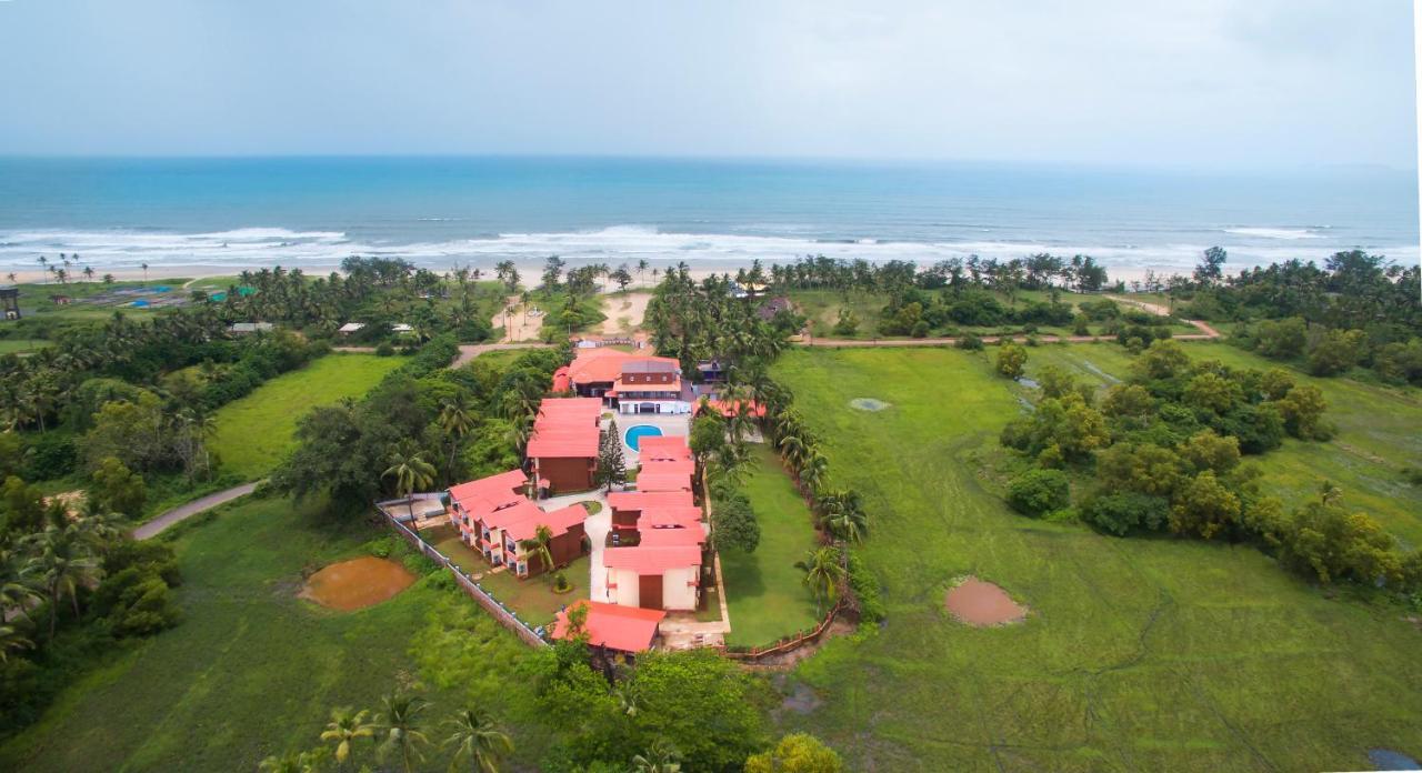 Sea Queen Beach Resort & Spa Colva Exterior photo