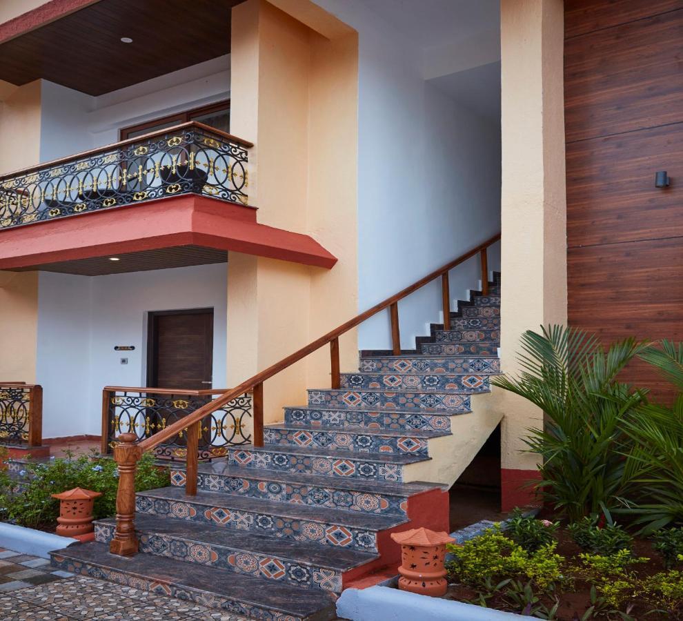 Sea Queen Beach Resort & Spa Colva Exterior photo